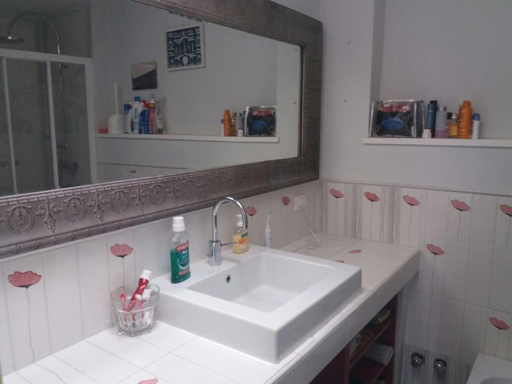 Relais Lola Apartment Bologna Ngoại thất bức ảnh